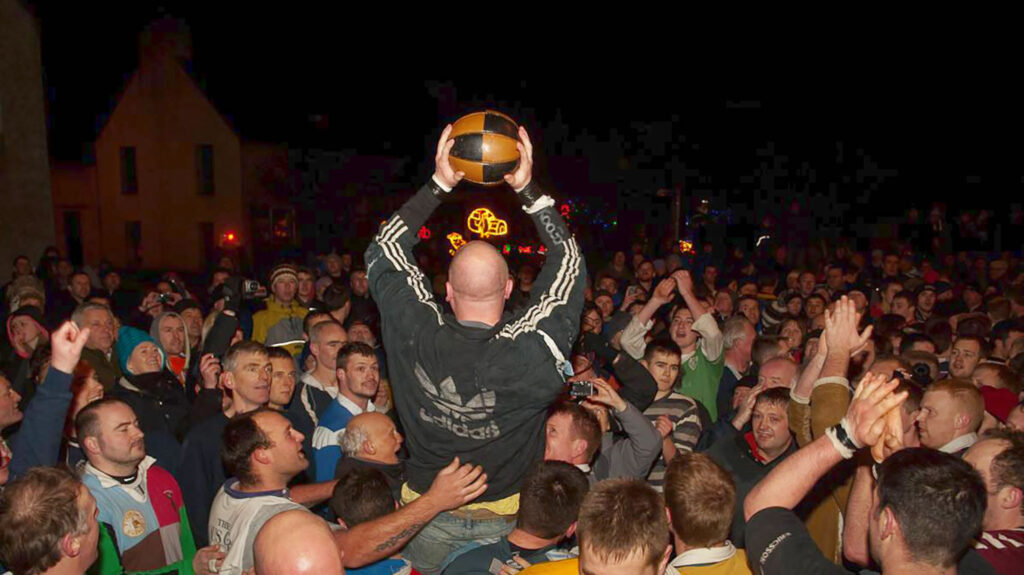 James Linklater winning the Ba on Christmas Day 2011